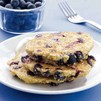 blueberry-pancakes-maple-1991442-x