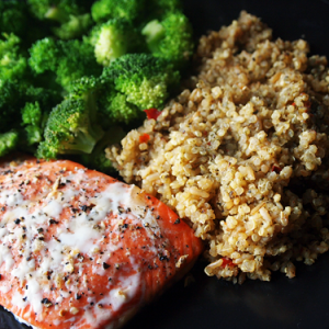 salmon with broccoli and quinoa