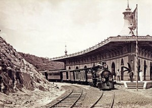 320px-Railroad_station_in_minas_gerais_1884