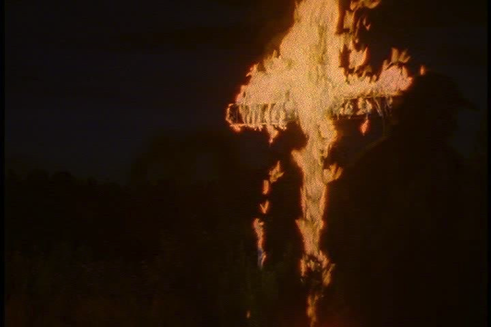 Burnt cross. Горящий крест. Крест горит.